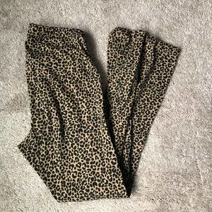 High waisted Cheetah print leggings!